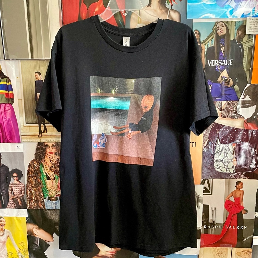 GRAPHIC TSHIRT